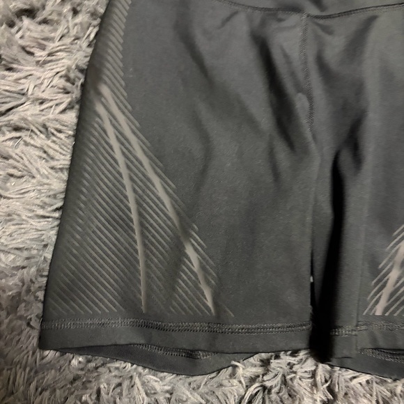 Adidas by Stella McCartney activewear workout black biker shorts size xs - Picture 3 of 13